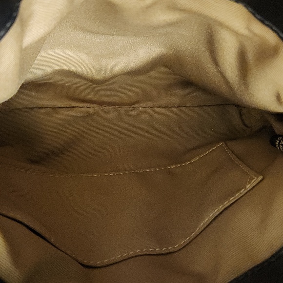 Coach Black Leather with Silver Accents Turn Lock Wristlet EUC - Picture 11 of 11